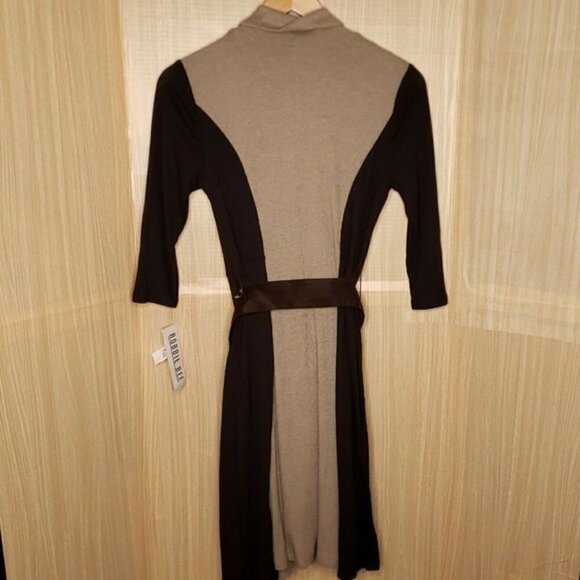 Robbie Bee NWT Cowl Neck Thermal Petite Dress - Picture 2 of 10